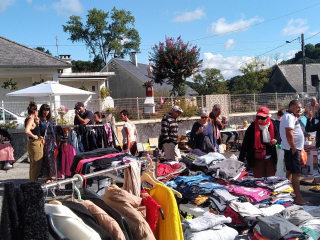 Vide Greniers à Bartrès le Dimanche 8 septembre 2019