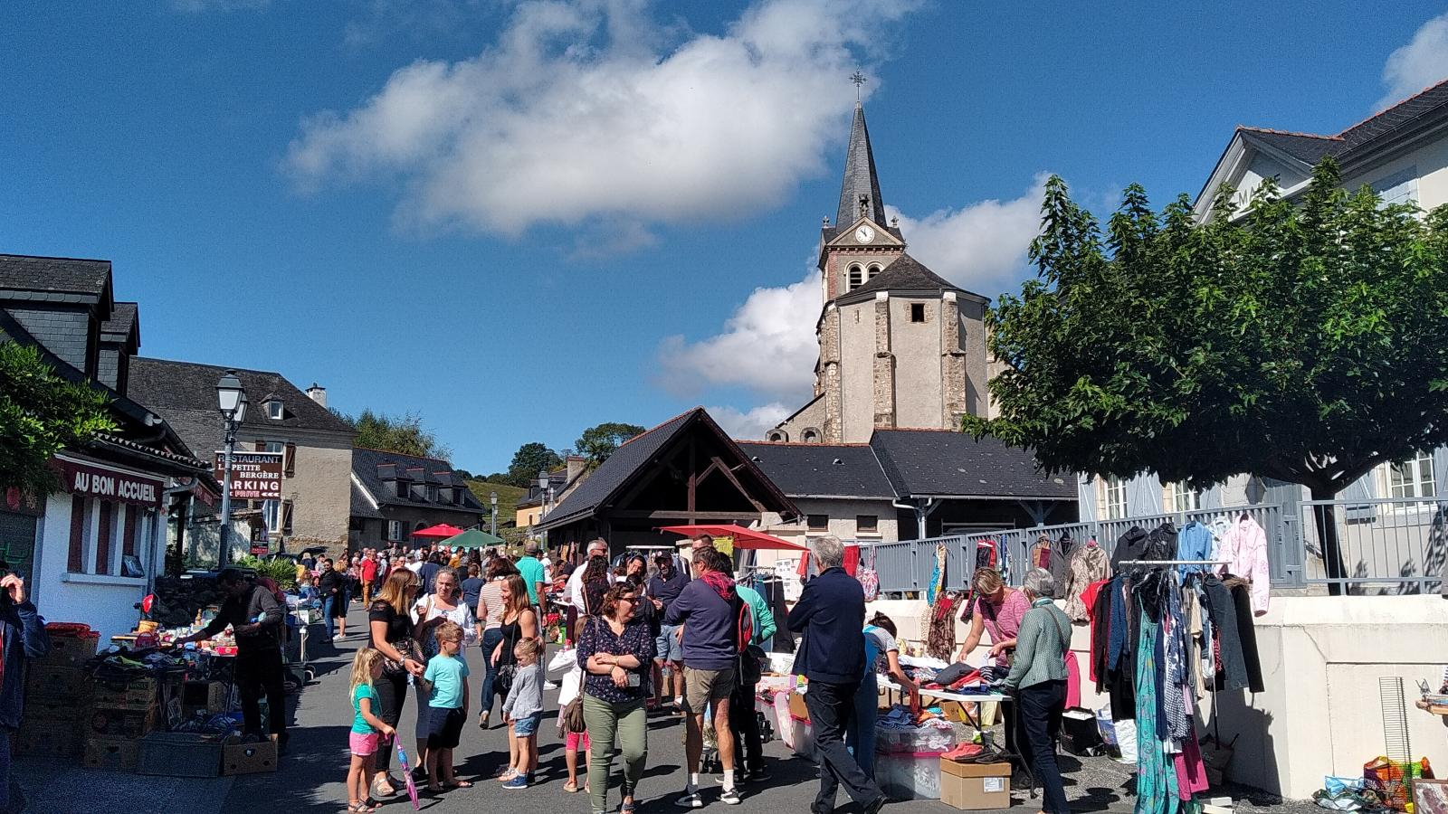 Vide Greniers à Bartrès le Dimanche 8 septembre 2019